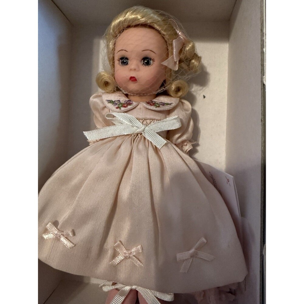 NIB Madame Alexander Best Friend Pink Tag & Accessories 8" Doll 26085 ORIG BOX